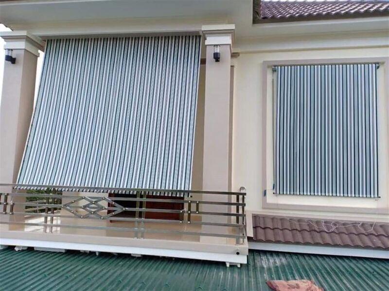 Lắp đặt bạt chống nóng trên mái hoặc ban công để chống nóng cho nhà ở hiệu quả