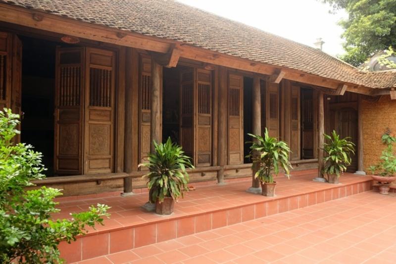 Nhà 3 gian 2 chái Nam Bộ thường có thiết kế mái hiên rộng