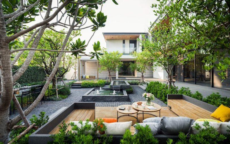 Cây xanh là yếu tố không nên bỏ qua khi xây dựng mẫu nhà 2 tầng nông thôn 800 triệu