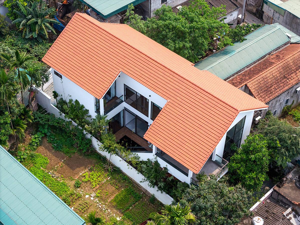 Nhà chữ U hạn chế về diện tích đất để có thể triển khai đúng hình khối kiến trúc