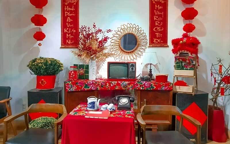Mẫu trang trí Tết tết cổ truyền với gian nhà xưa