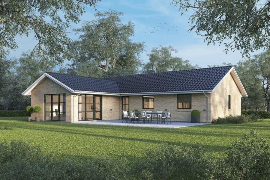 Mẫu nhà cấp 4 chữ L với thảm cỏ xanh mướt, không khí trong lành (Nguồn: Internet)