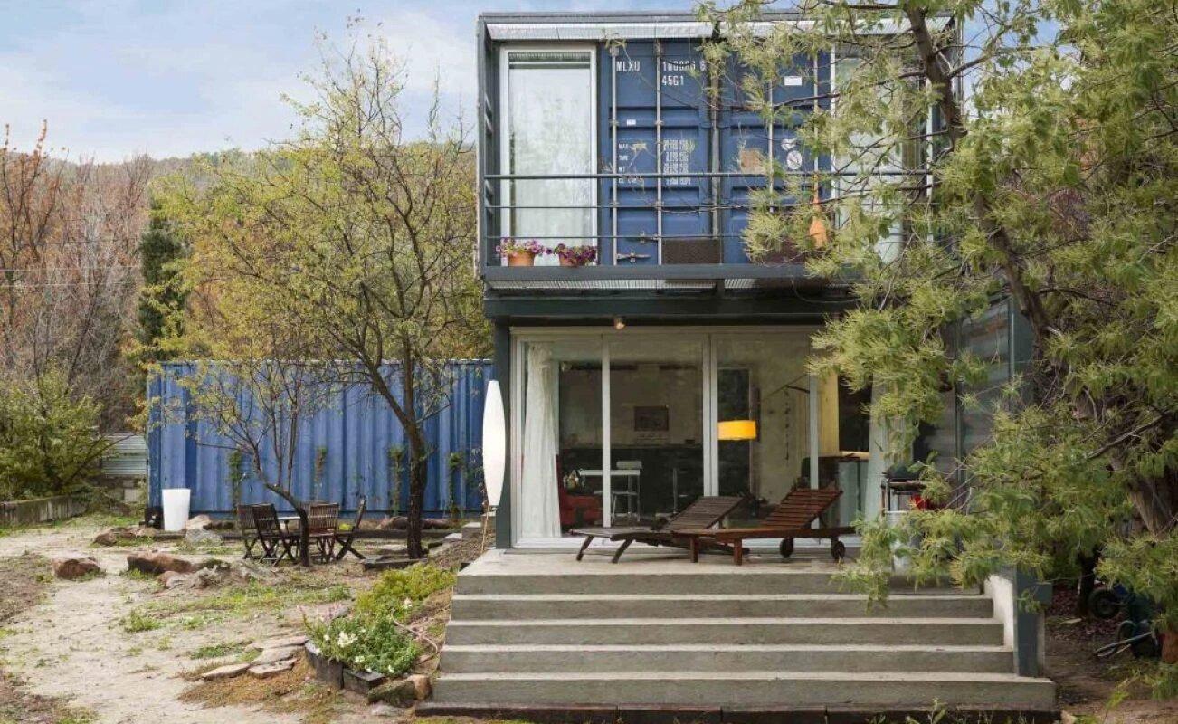 Mẫu nhà container tận dụng vật liệu cũ đầy sáng tạo (Nguồn: Internet)