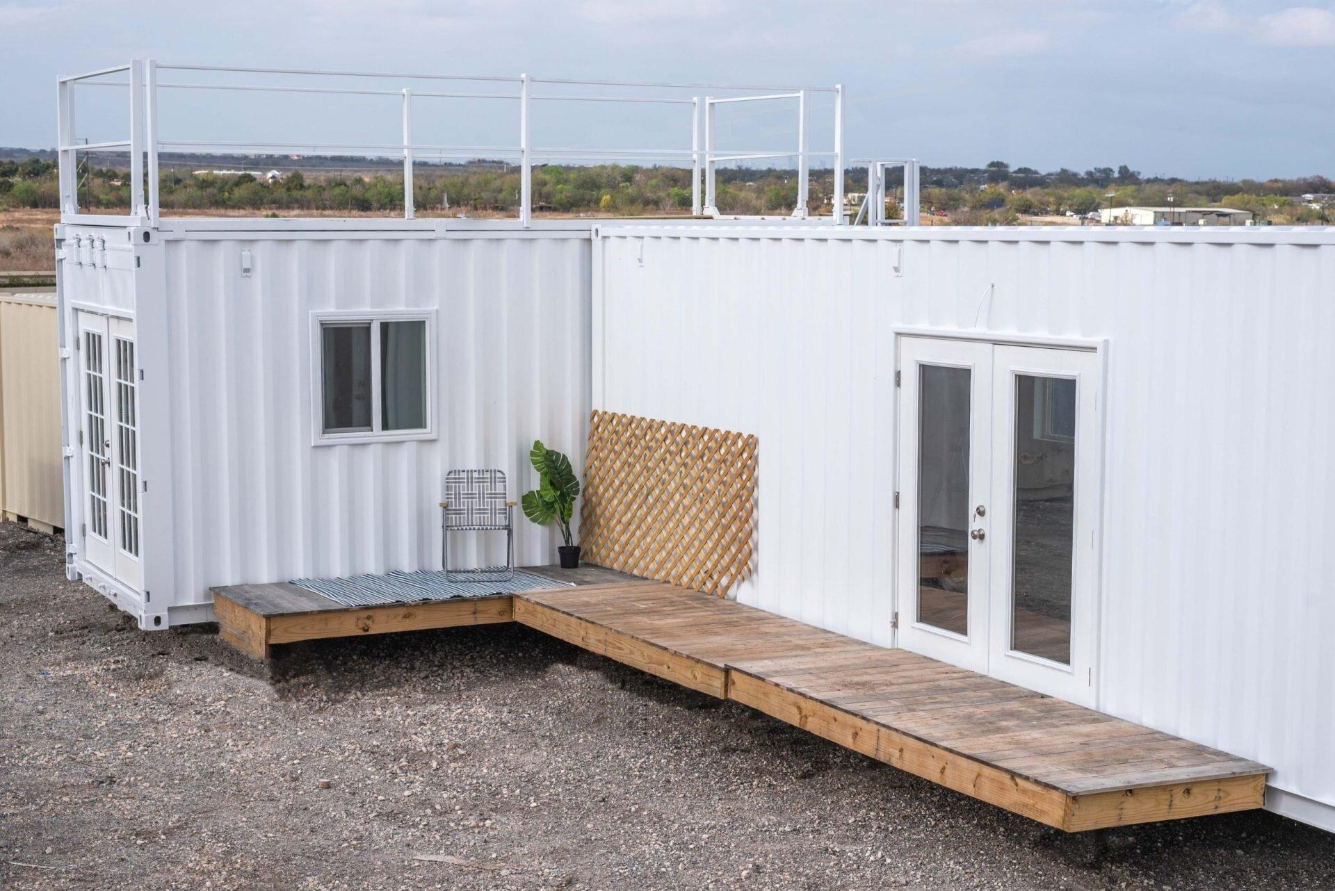 Thiết kế nhà container chữ L tối ưu công năng sử dụng (Nguồn: Internet)