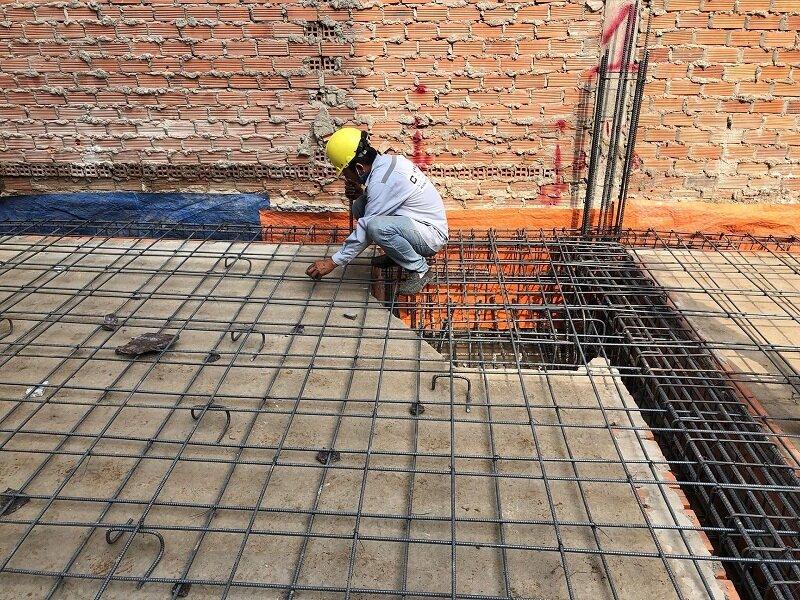 Gia chủ nên dành tối thiểu 40% ngân sách cho phần móng, tường bao và mái (Nguồn: Internet)