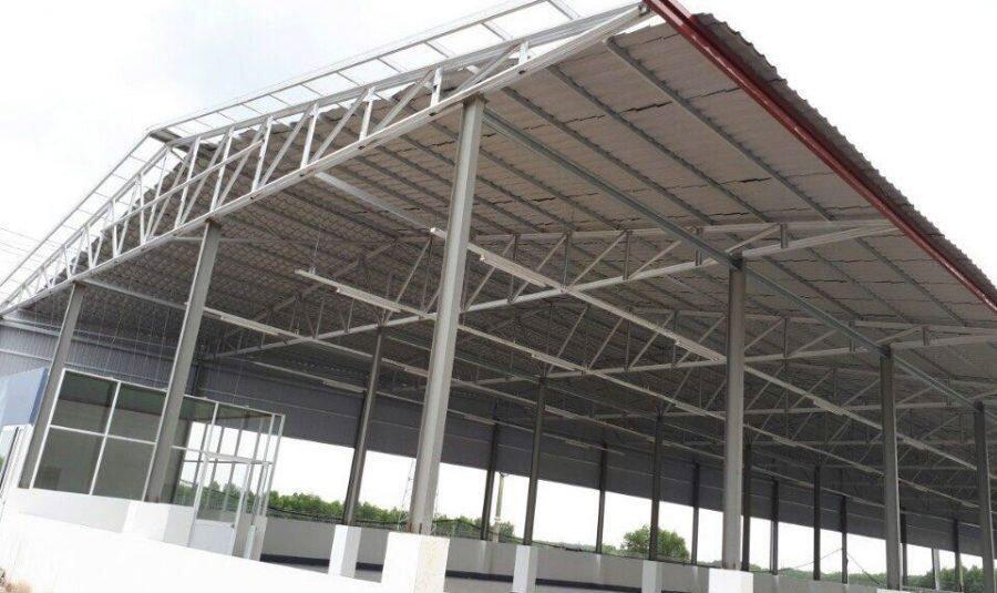 Giải pháp chống nóng cho mái tôn nhà xưởng, kho diện tích lớn là dùng Panel Sandwich lõi bông khoáng hoặc EPS (Nguồn: Internet)