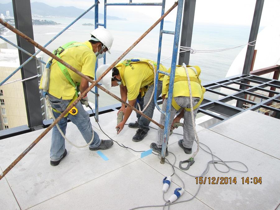 Các giai đoạn thi công cần cẩn thận và có độ kỹ thuật cao